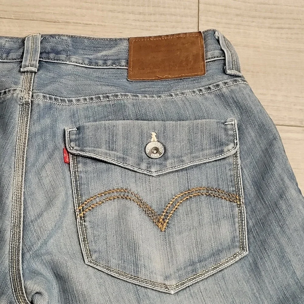 👖VTG Levis 514 Jeans Men's 33x29 Slim Straight Denim Rear Button Flap Pockets‎